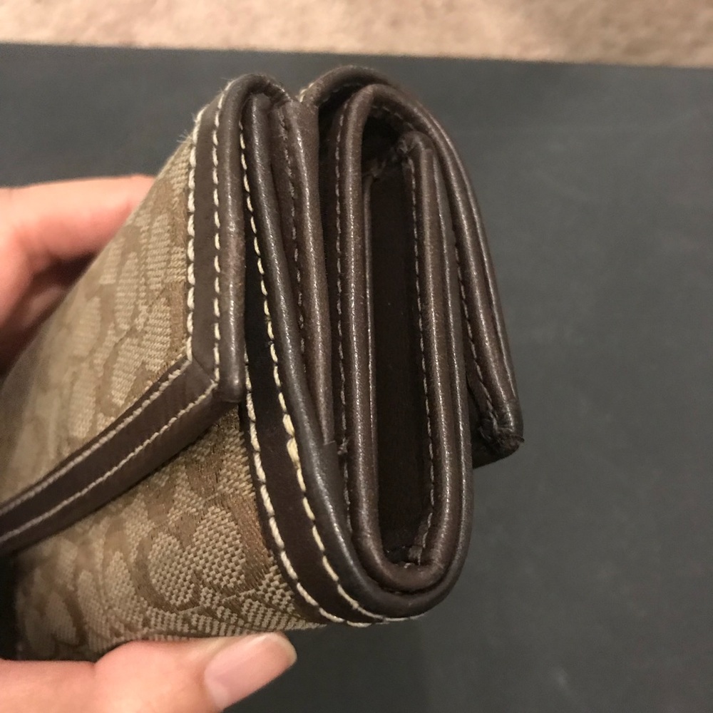 Coach wallet authentic - Picture 3 of 8